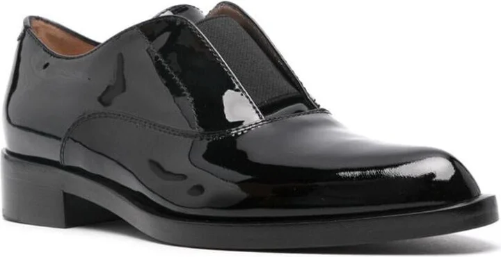 Gianvito Rossi Baxeter Lace-Up Patent Leather Shoes - Image 4