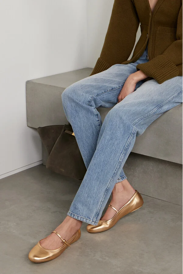 Gianvito Rossi - Carla Metallic Leather Mary Jane Flats - Gold - Image 2