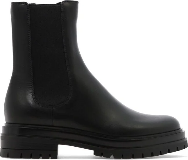 Gianvito Rossi Chester Round Toe Ankle Boots