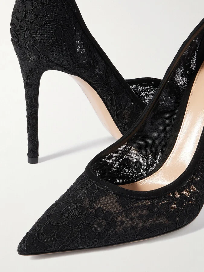 Gianvito Rossi - Claudia 105 Lace Pumps - Black - Image 4