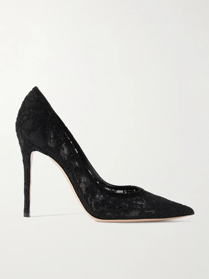 Gianvito Rossi - Claudia 105 Lace Pumps - Black