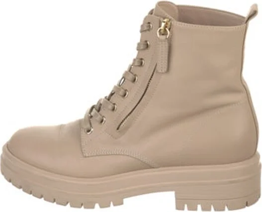 Neutrals