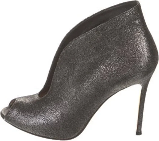 Black, Metallic, Silver