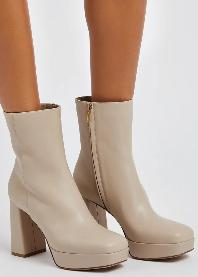 Gianvito Rossi Daisen Vitello 95 Leather Ankle Boots - Image 10