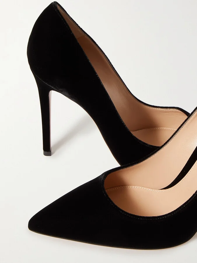 Gianvito Rossi - Gianvito 105 Velvet Pumps - Black - Image 4