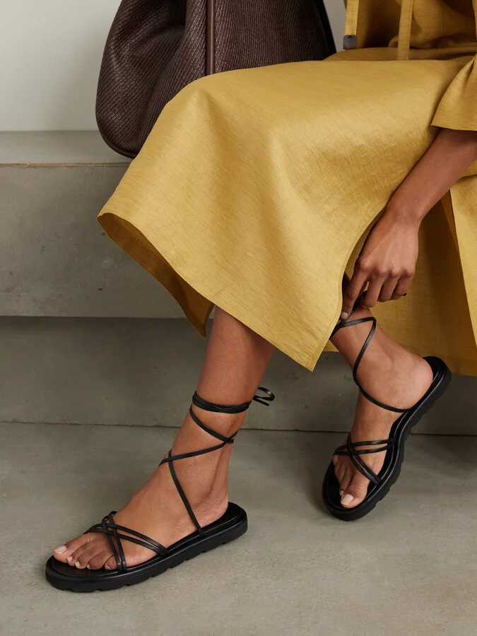 Gianvito Rossi - Jane Knotted Leather Sandals - Black - Image 2