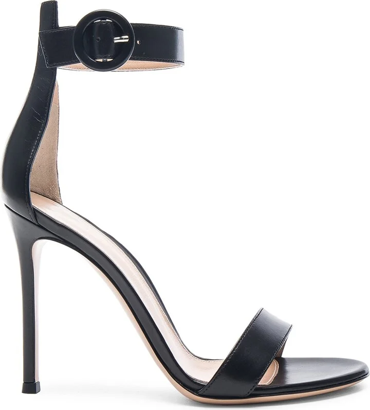 Gianvito Rossi Leather Portofino Heels in Black