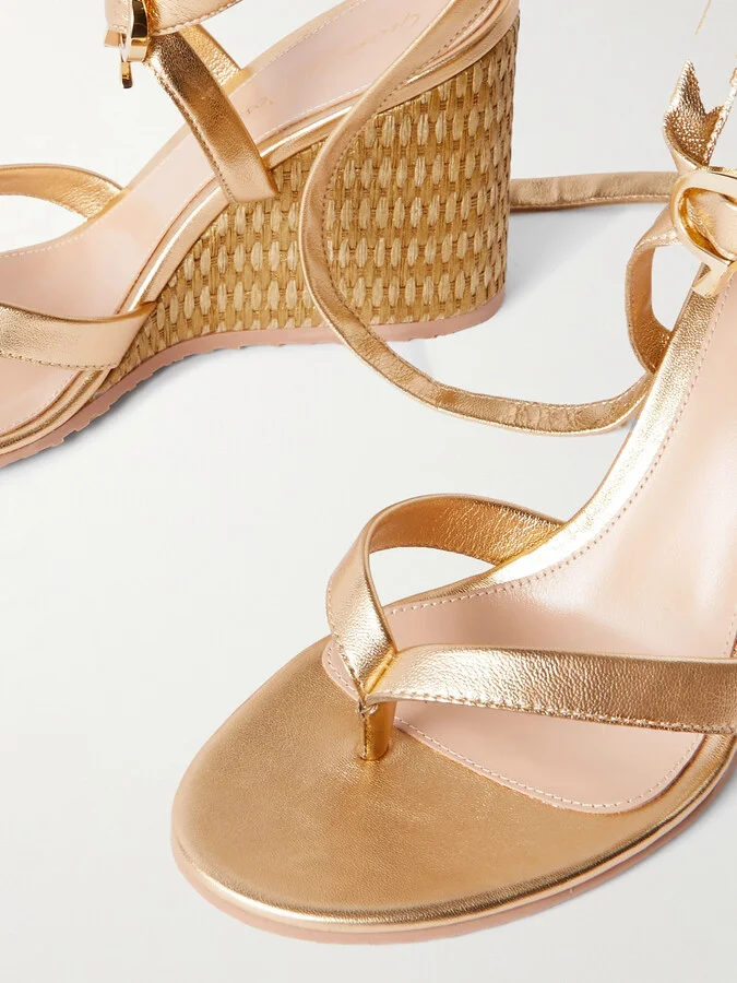 Gianvito Rossi - Oleg 85 Leather Wedge Sandals - Gold - Image 4