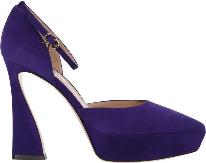 Gianvito Rossi Pointed Toe Buckle Fastened Pumps