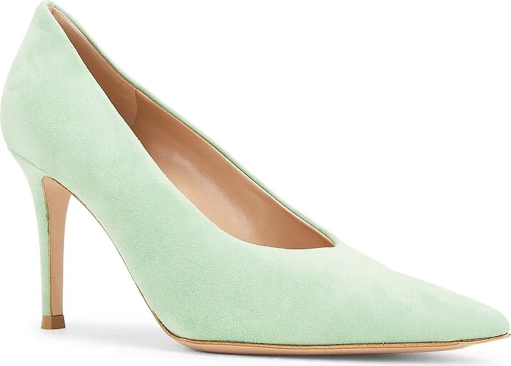 Gianvito Rossi Robbie Pump in Mint - Image 2