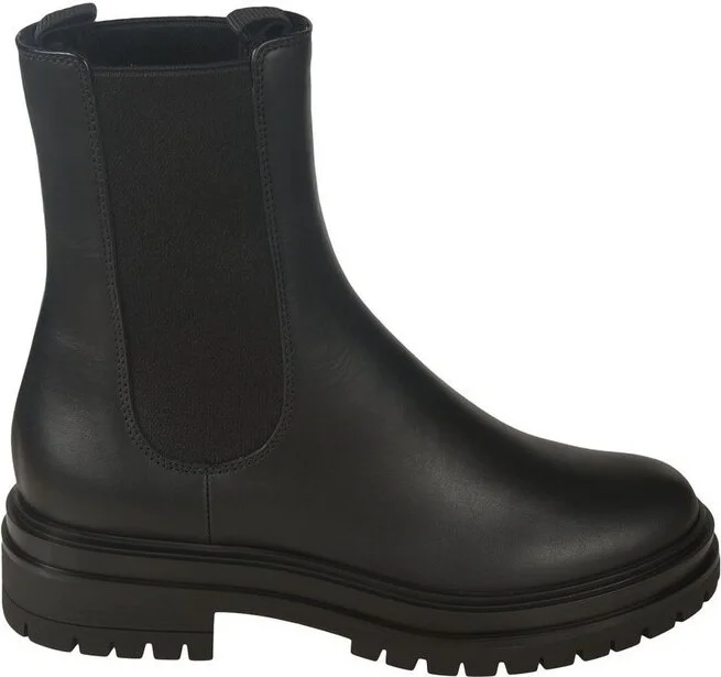 Gianvito Rossi Round-Toe Ankle Chelsea Boots