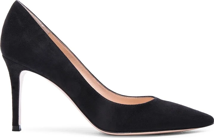 Gianvito Rossi Suede Pumps in Black