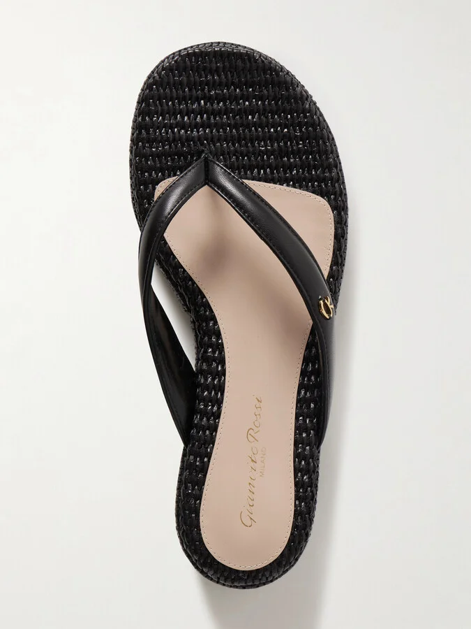 Gianvito Rossi - Tahiti 40 Leather Platform Flip Flops - Black - Image 5