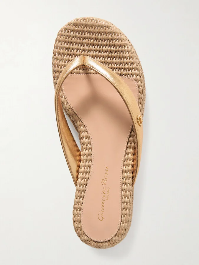 Gianvito Rossi - Tahiti 40 Metallic Leather Platform Flip Flops - Gold - Image 5