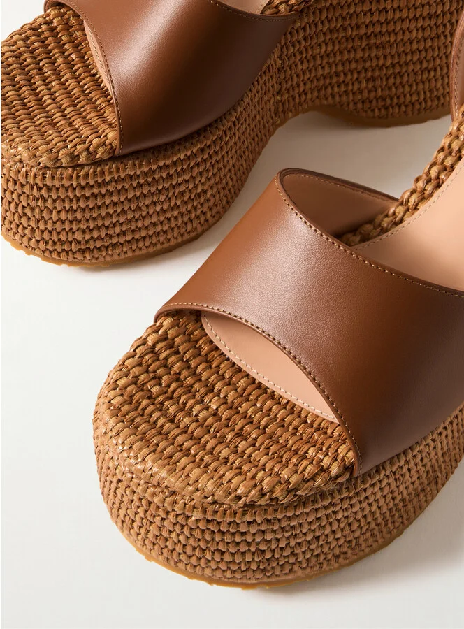 Gianvito Rossi - Thalia 100 Leather Platform Wedge Sandals - Brown - Image 4