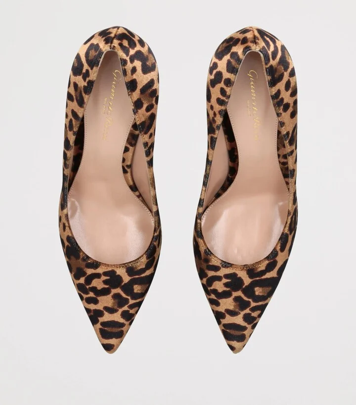 Gianvito Rossi Velvet Gianvito Pumps 85 - Image 4