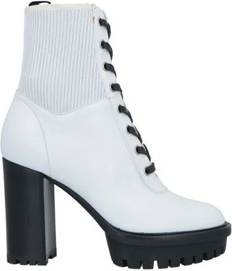 Gianvito Rossi Woman Ankle boots
