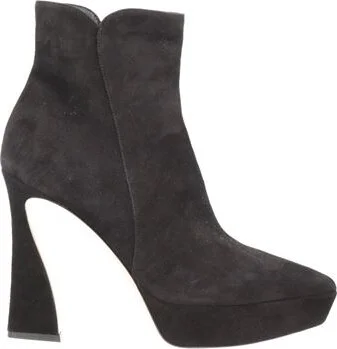 Gianvito Rossi Woman Ankle boots