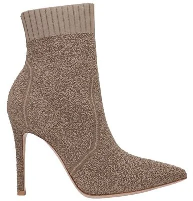 Gianvito Rossi Woman Ankle boots
