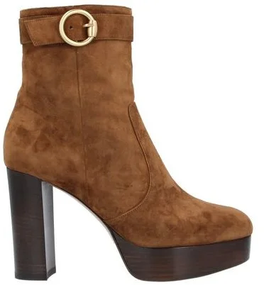 Gianvito Rossi Woman Ankle boots