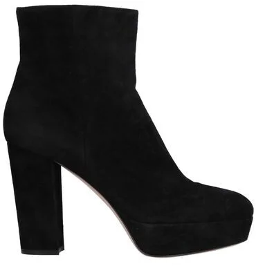 Gianvito Rossi Woman Ankle boots