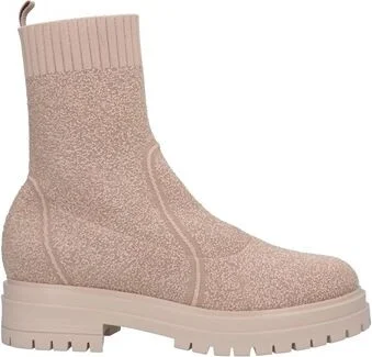 Gianvito Rossi Woman Ankle boots