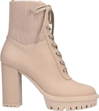 Gianvito Rossi Woman Ankle boots