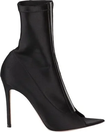 Gianvito Rossi Woman Ankle boots