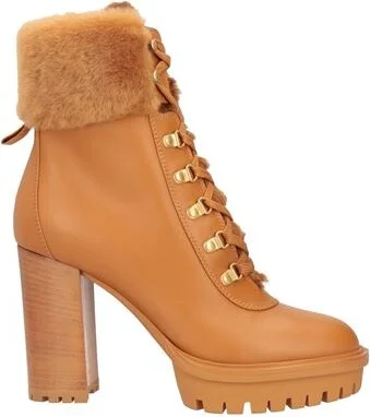Gianvito Rossi Woman Ankle boots
