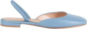 Pastel blue