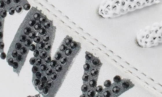 Ginali Logo Graffiti Sneaker - Image 6