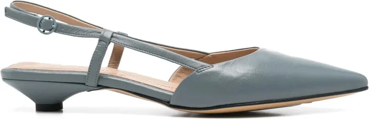 Ginger pumps