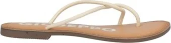 Gioseppo Woman Thong sandal