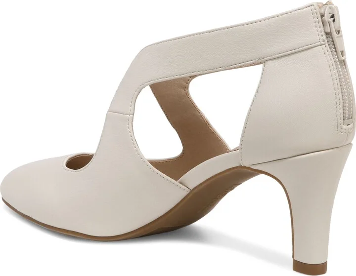 Giovanna 2 Pump - Wide Width Available - Image 11
