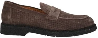 Chocolate brown