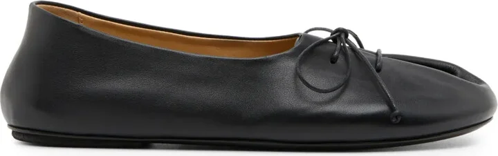 Girella leather ballerina shoes