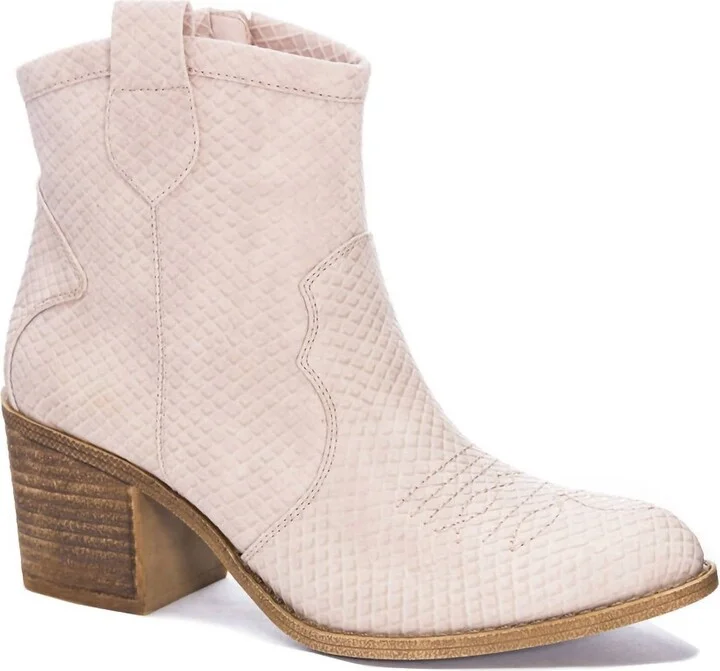 Girlie Unite Western Bootie In Blush