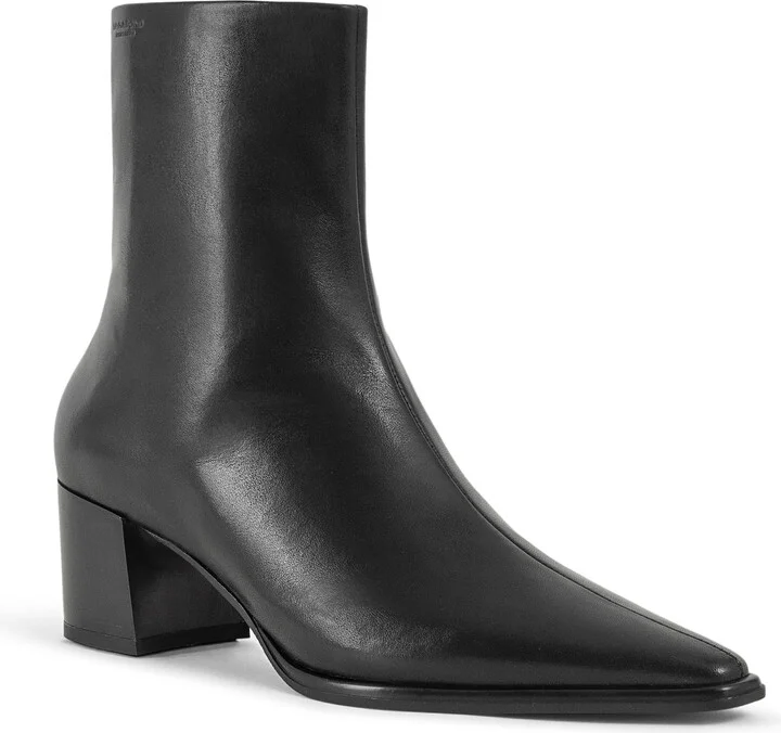 Giselle Pointed Toe Bootie