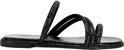 Giulia Flat