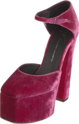 Giuseppe Zanotti - Image 2