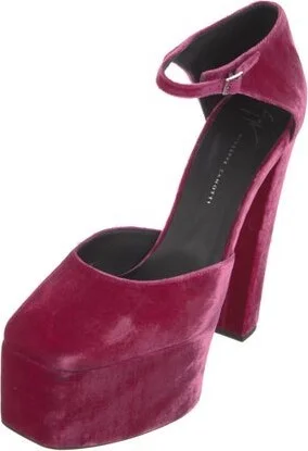 Giuseppe Zanotti - Image 2