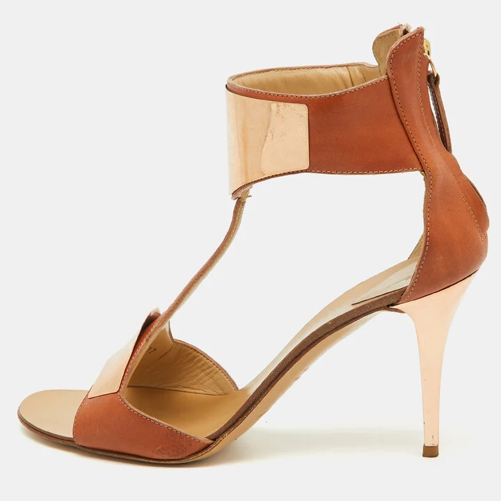 Tan