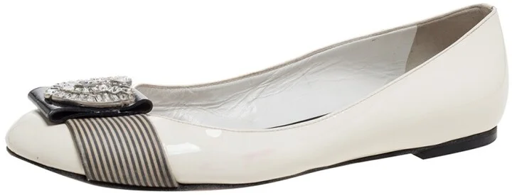Giuseppe Zanotti White Patent Leather And Striped Fabric Crystal Embellished Ballet Flats Size 38