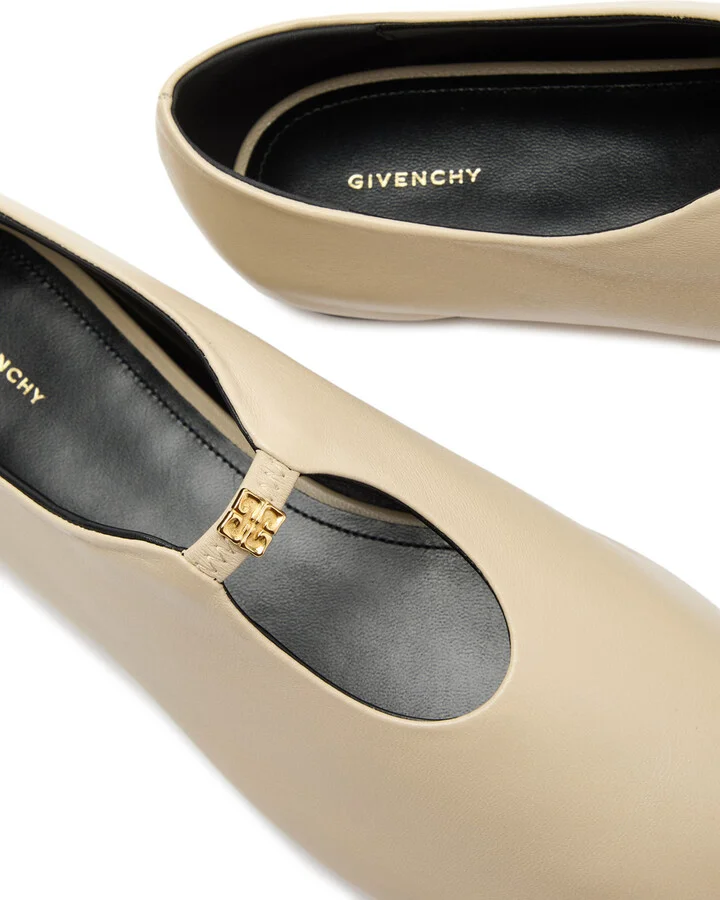 Givenchy 4G Leather Ballet Flats - Image 4