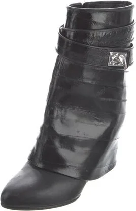 Givenchy - Image 2