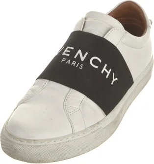 Givenchy - Image 2
