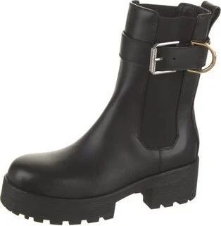 Givenchy - Image 2