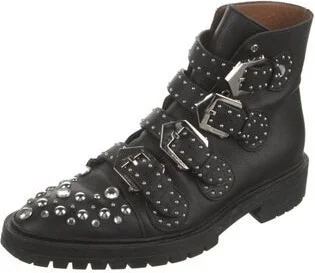 Givenchy - Image 2