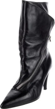 Givenchy - Image 2