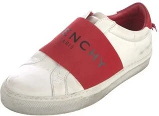 Givenchy - Image 2